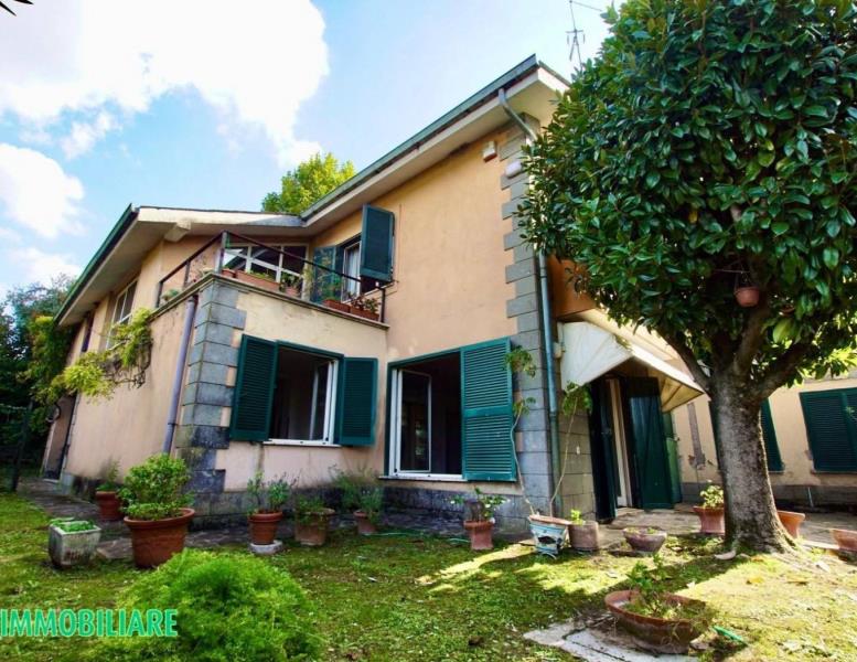 casa indipendente in vendita a Roma in zona Sette Bagni