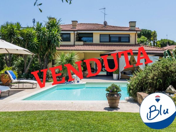 casa indipendente in vendita a Roma in zona Axa