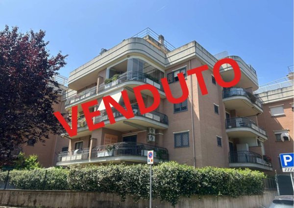 appartamento in vendita a Roma in zona Esquilino