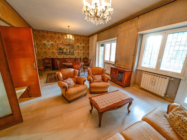 appartamento in vendita a Roma in zona Ostia