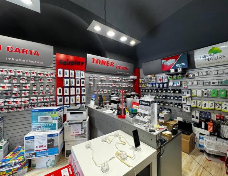 negozio in vendita a Roma in zona Trieste