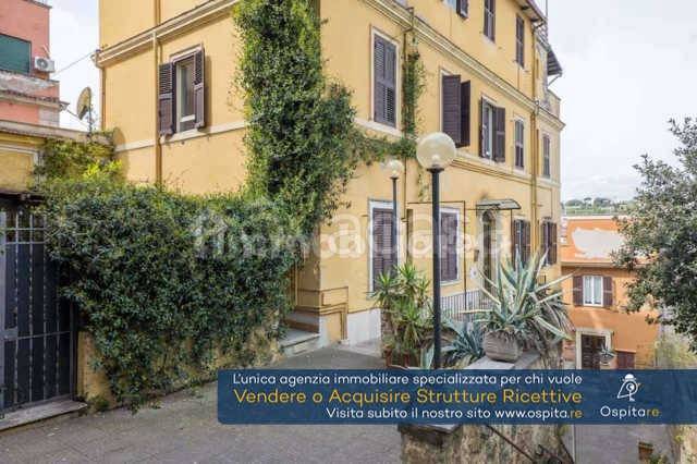 appartamento in vendita a Roma in zona Rione Prati