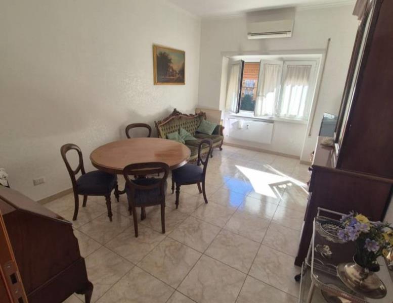 appartamento in vendita a Roma in zona Prenestino-Labicano