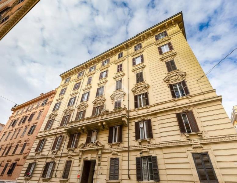 appartamento in vendita a Roma in zona Testaccio