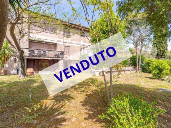 appartamento in vendita a Roma in zona Mezzocammino