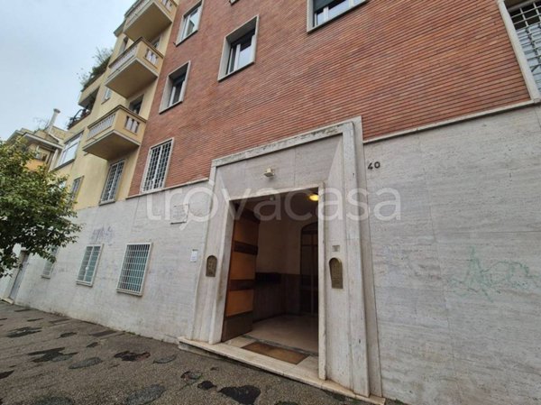 appartamento in vendita a Roma in zona Nomentano