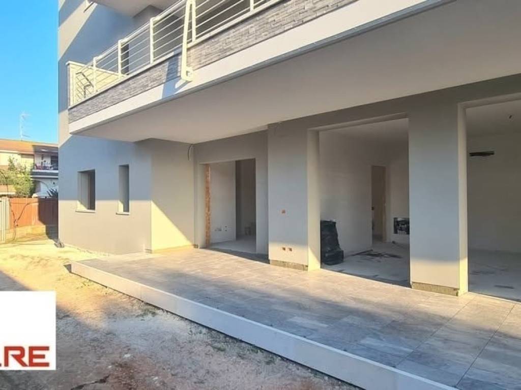 appartamento in vendita a Roma in zona Romanina