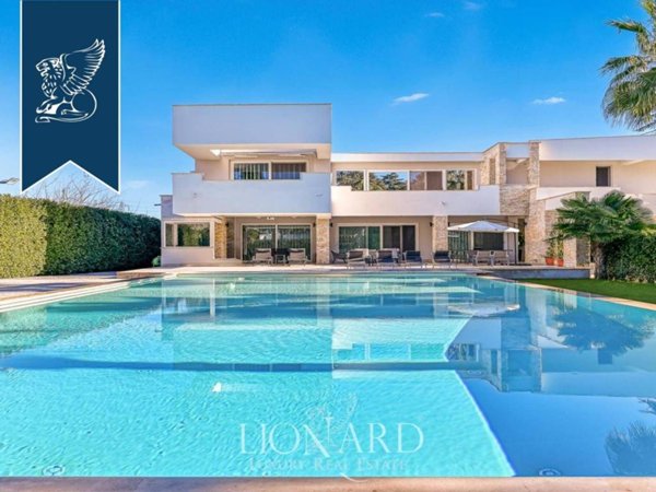 casa indipendente in vendita a Roma in zona Casal Monastero