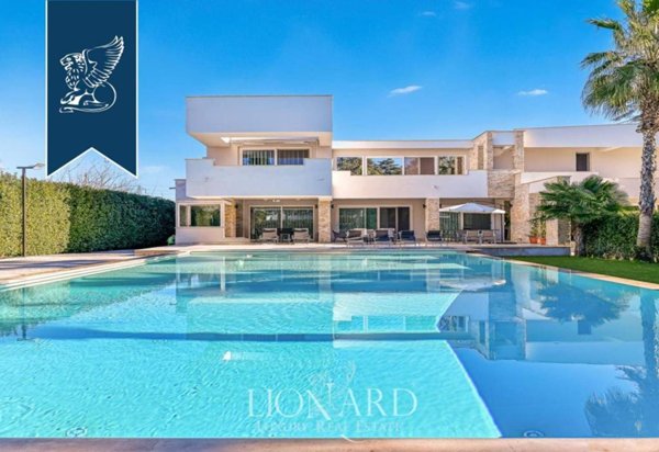 casa indipendente in vendita a Roma in zona Casal Monastero