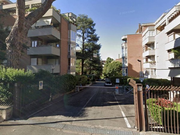 appartamento in vendita a Roma in zona Grottarossa