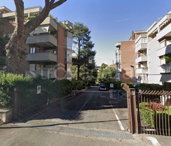 appartamento in vendita a Roma in zona Grottarossa