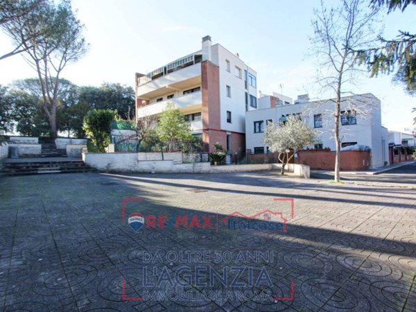appartamento in vendita a Roma in zona La Pisana