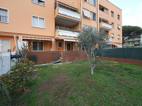 appartamento in vendita a Roma in zona Dragoncello