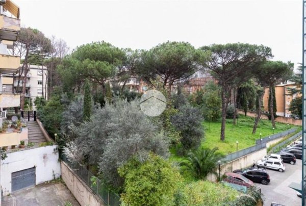 appartamento in vendita a Roma in zona Ostiense