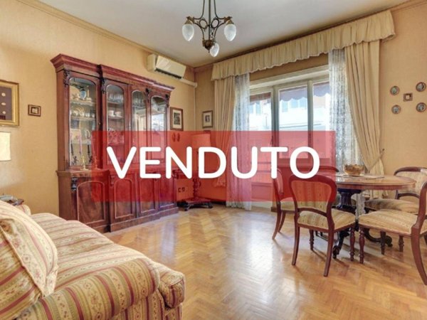 appartamento in vendita a Roma in zona Appio Latino