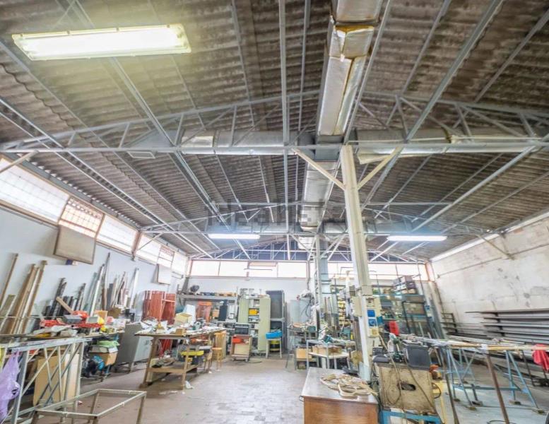 locale commerciale in vendita a Roma in zona San Basilio