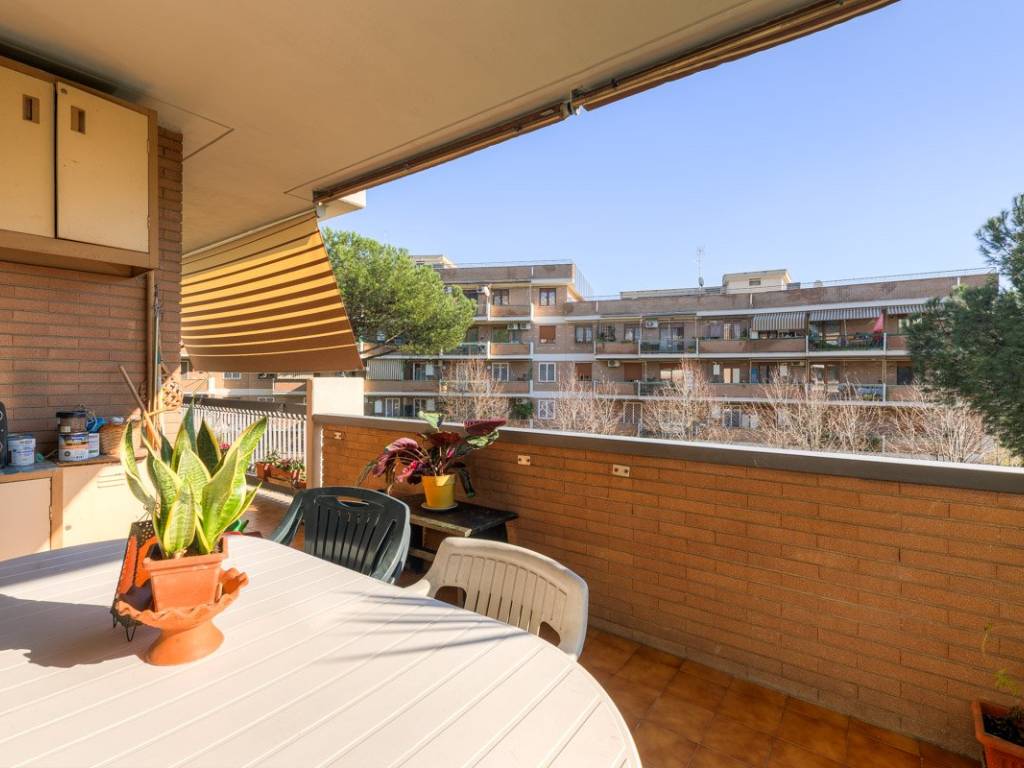 appartamento in vendita a Roma in zona Monte Sacro/Talenti