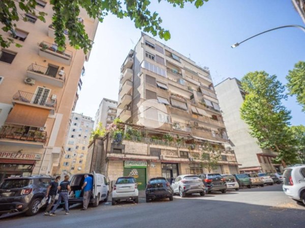 appartamento in vendita a Roma in zona Monte Sacro/Talenti