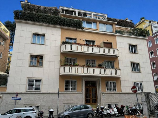 appartamento in vendita a Roma in zona Nomentano