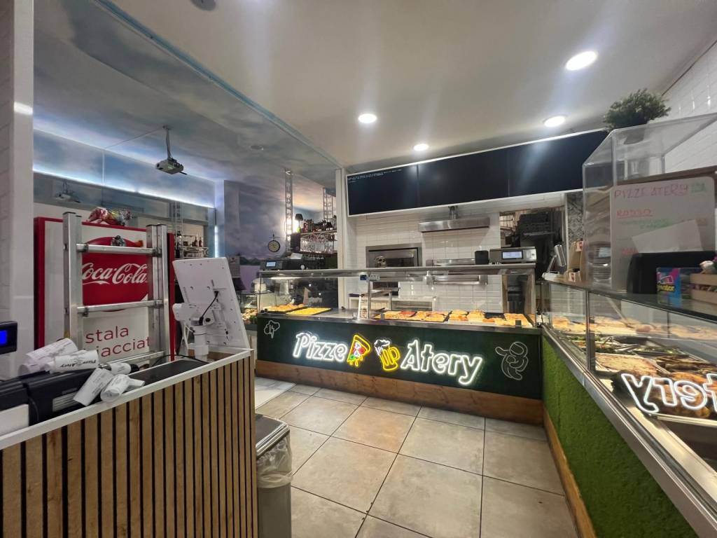 negozio in vendita a Roma in zona Prenestino-Centocelle