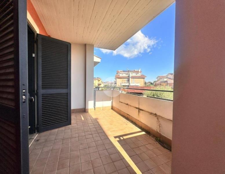 appartamento in vendita a Roma in zona Massimina/Casal Lumbroso