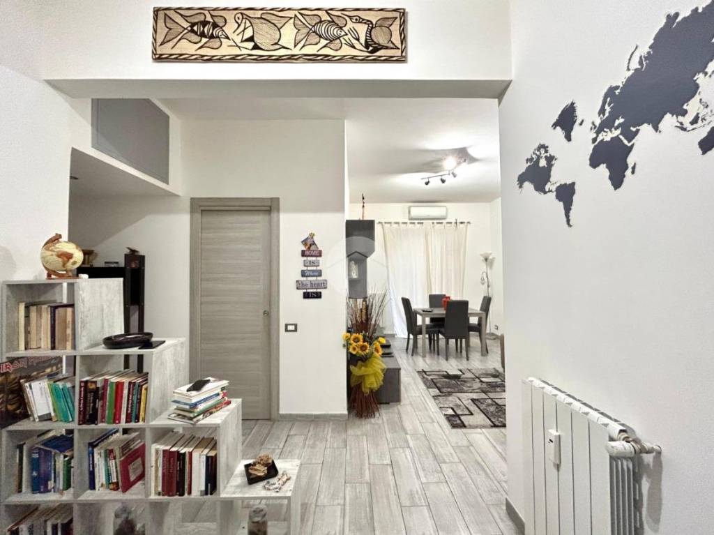 appartamento in vendita a Roma in zona Portuense