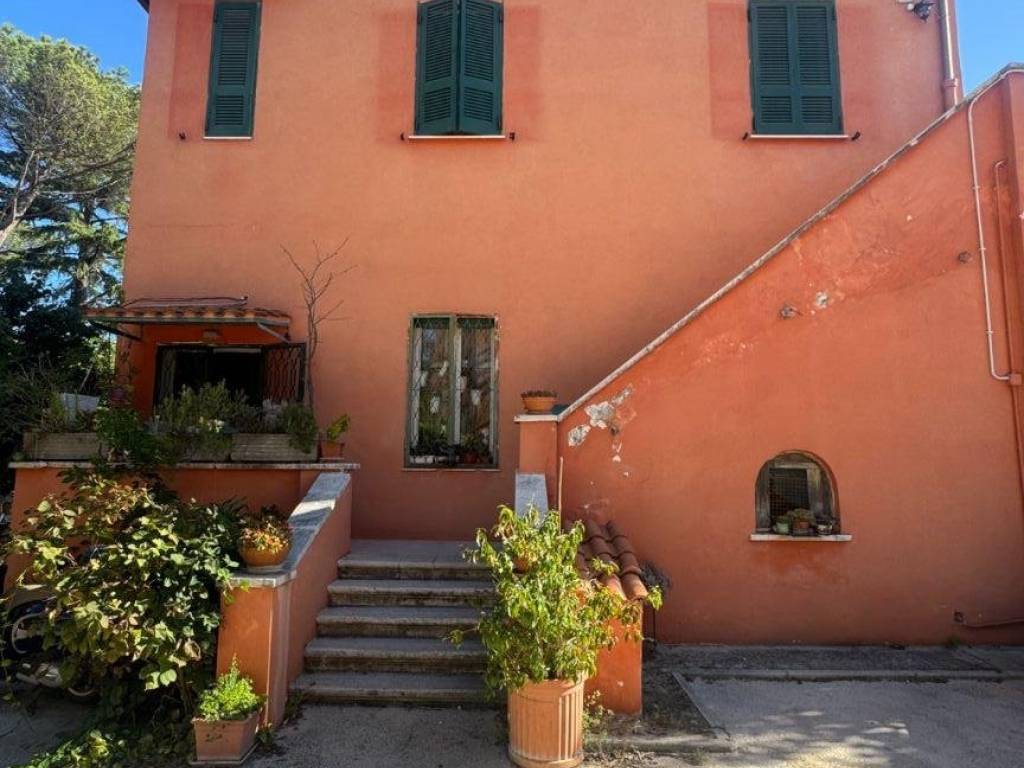 appartamento in vendita a Roma in zona Grottarossa