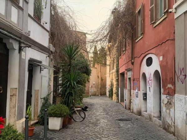 appartamento in vendita a Roma in zona Trastevere