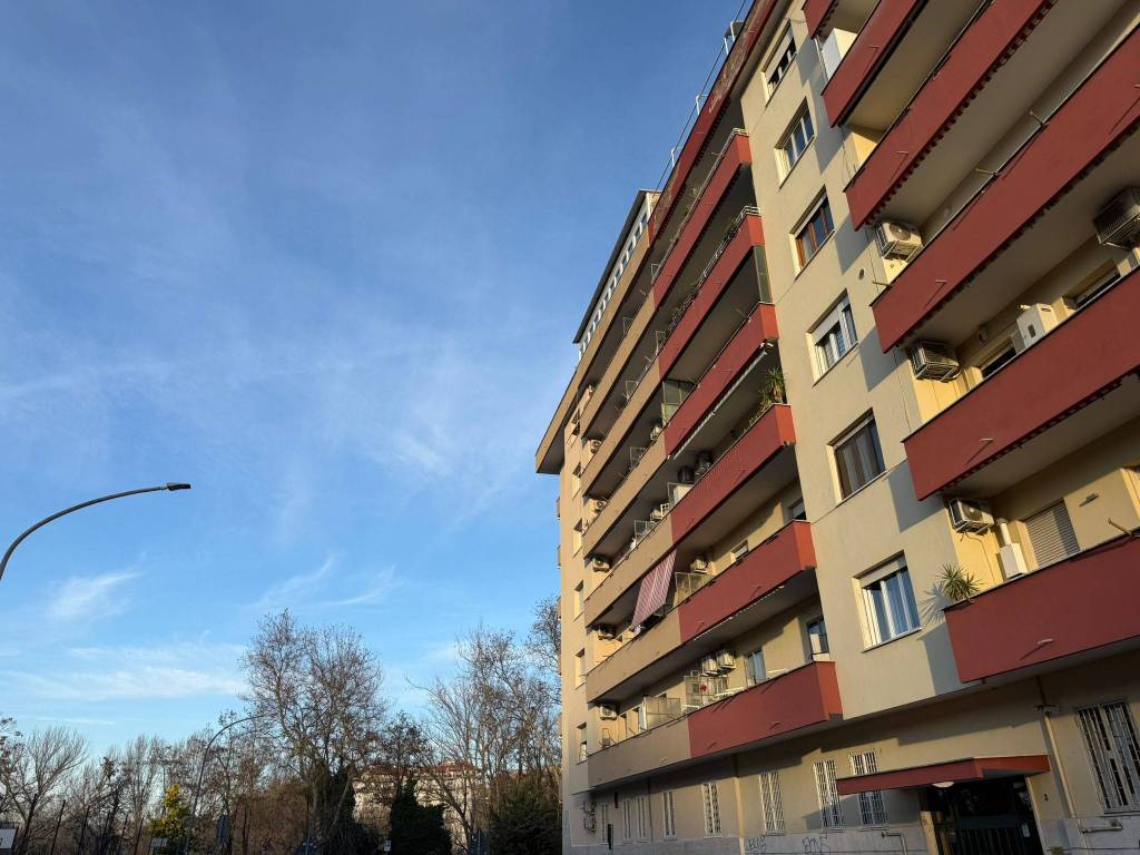 appartamento in vendita a Roma in zona Monte Sacro/Talenti