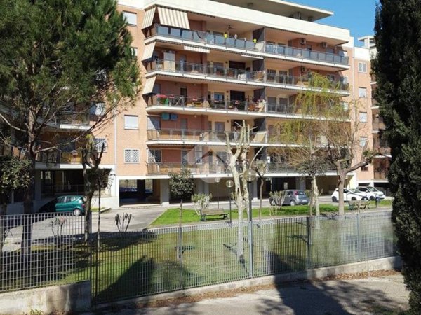 appartamento in vendita a Roma in zona Ponte di Nona