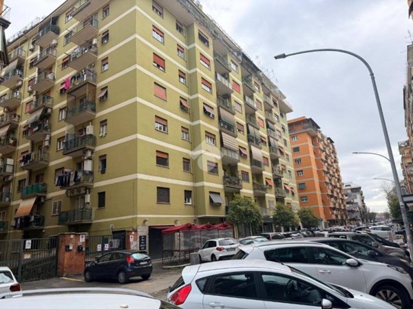 appartamento in vendita a Roma in zona Portuense