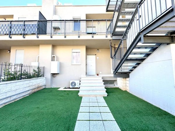 appartamento in vendita a Roma in zona Fonte Laurentina