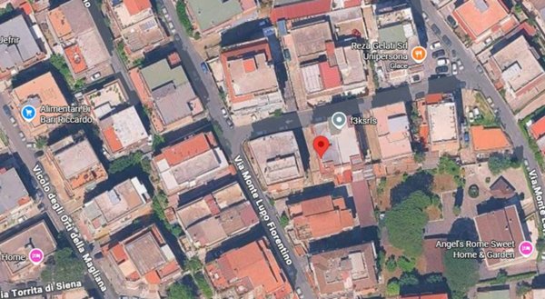 appartamento in vendita a Roma in zona Colle del Sole