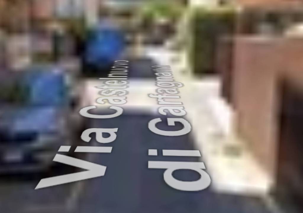 appartamento in vendita a Roma in zona Colle del Sole