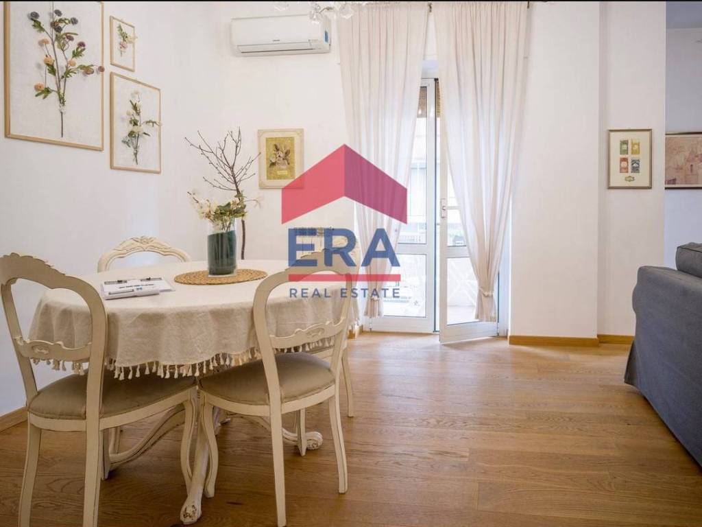 appartamento in vendita a Roma in zona Ardeatino