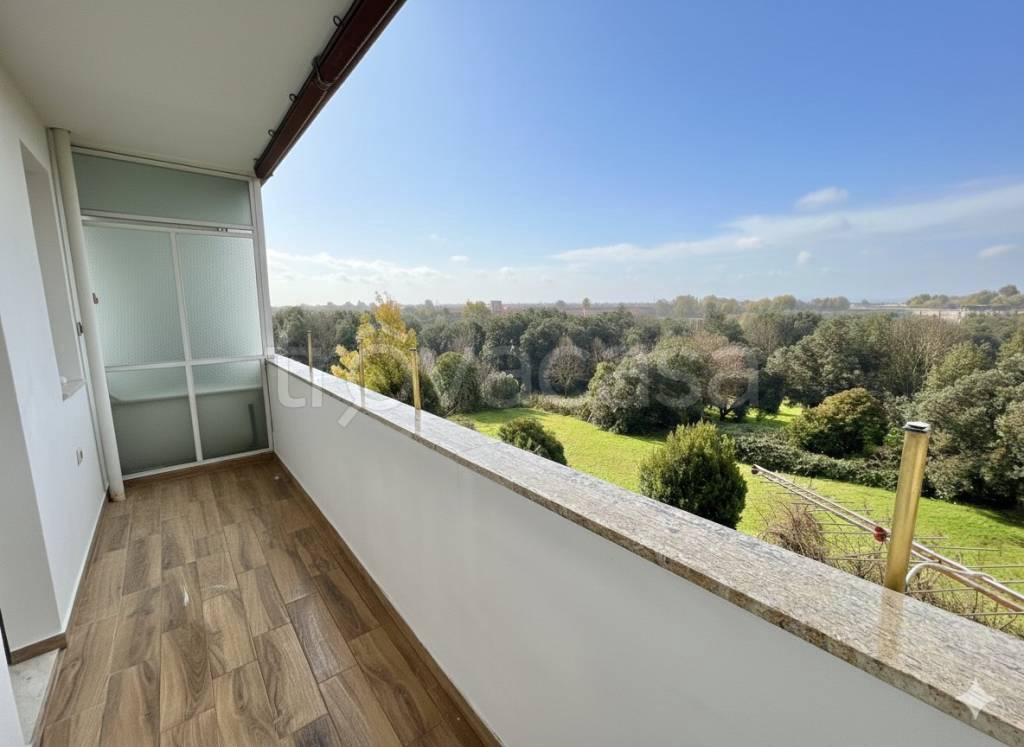 appartamento in vendita a Roma in zona Spinaceto