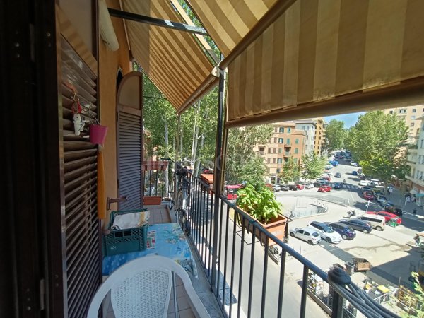 appartamento in vendita a Roma in zona Appio Latino