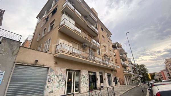 negozio in vendita a Roma in zona Prenestino-Centocelle