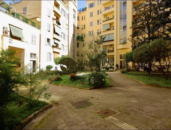 casa indipendente in vendita a Roma