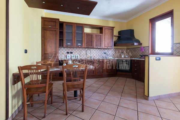 appartamento in vendita a Roma in zona Acilia