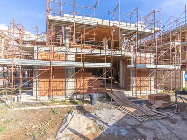 casa indipendente in vendita a Roma in zona Borghesiana