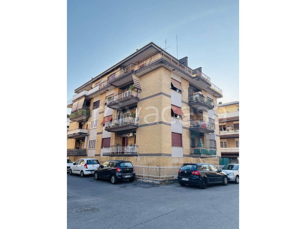 appartamento in vendita a Roma in zona Torrevecchia