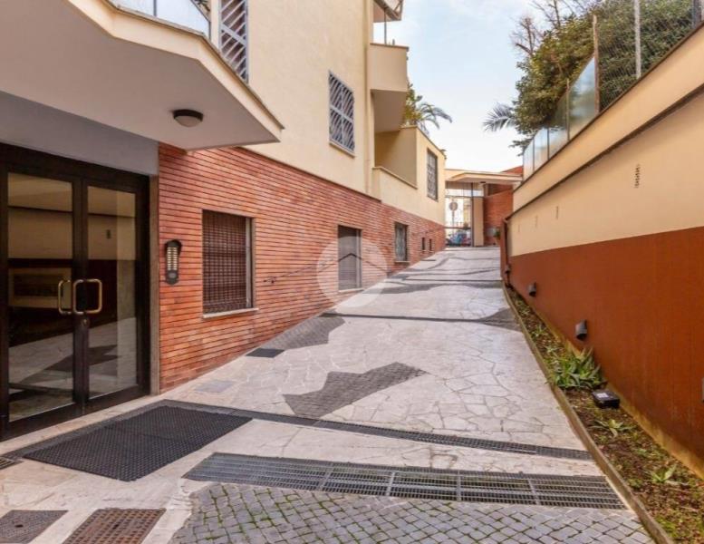 appartamento in vendita a Roma in zona Monte Sacro/Talenti