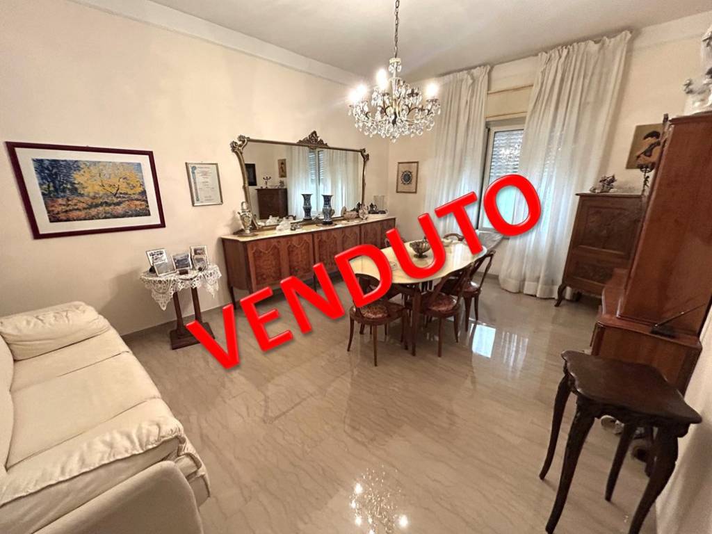 appartamento in vendita a Roma in zona Prenestino-Centocelle