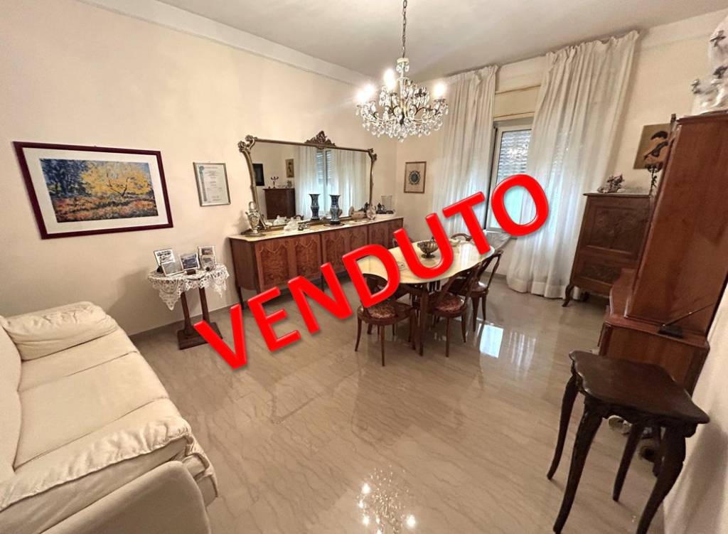 appartamento in vendita a Roma in zona Prenestino-Centocelle