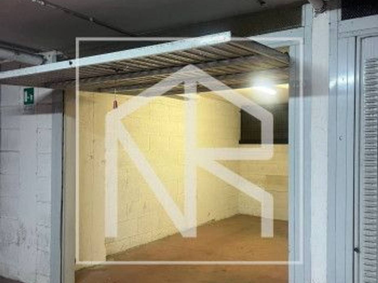 negozio in vendita a Roma in zona Ponte di Nona