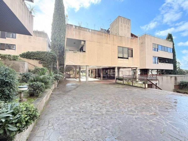 appartamento in vendita a Roma in zona Tor di Quinto
