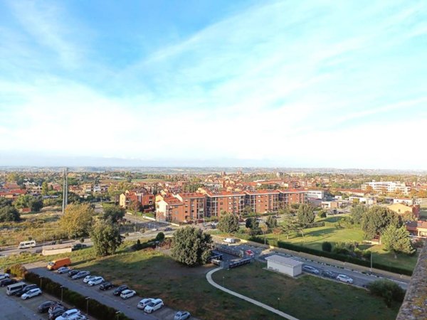 appartamento in vendita a Roma in zona Acilia