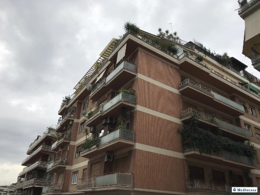 appartamento in vendita a Roma in zona Rione Prati