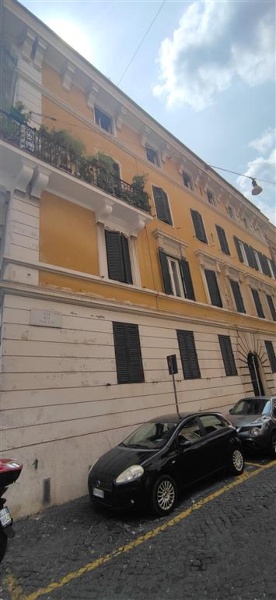 appartamento in vendita a Roma in zona Rione Borgo